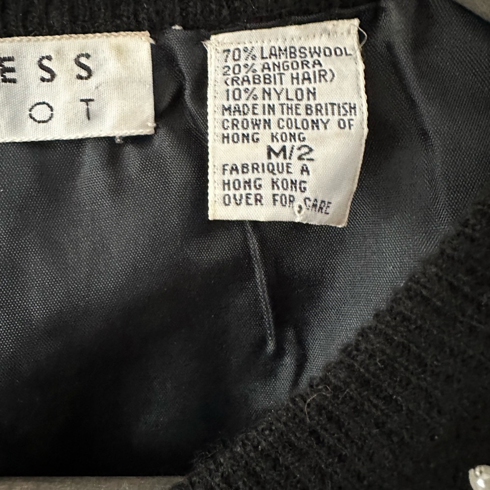 Sweater - Picture 5 of 5